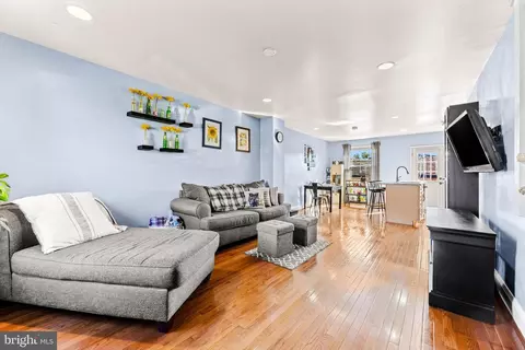 1005 W 43rd St W, Baltimore, MD 21211 photo 3