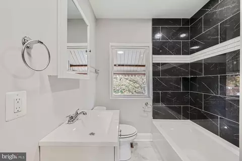 Bath - 25 S Rosedale St, Baltimore, MD 21229 photo 1 of 2