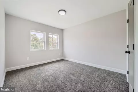 Bedroom - 25 S Rosedale St, Baltimore, MD 21229 photo 1 of 1