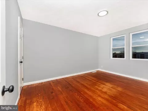 128 N Monastery Ave, Baltimore, MD 21229 photo 16