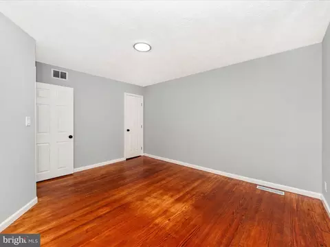 128 N Monastery Ave, Baltimore, MD 21229 photo 17