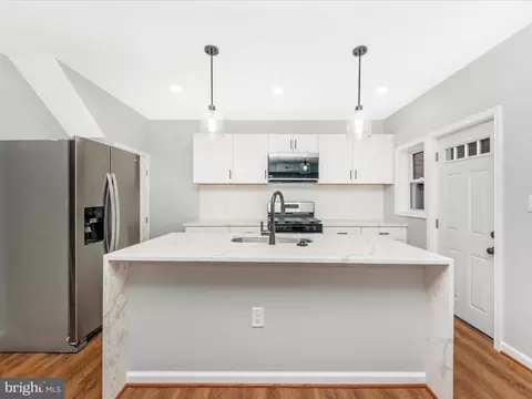 128 N Monastery Ave, Baltimore, MD 21229 photo 2