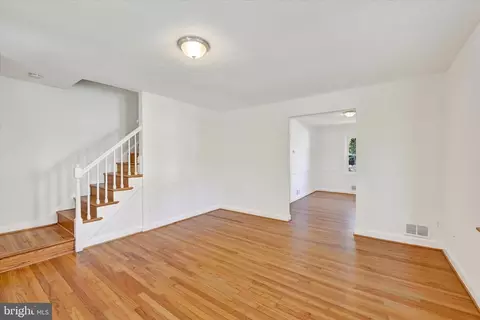 Living - 4810 Crowson Ave, Baltimore, MD 21212 photo 3 of 3