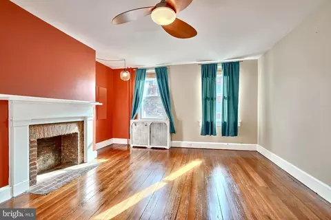 Living - 1902 E Pratt St, Baltimore, MD 21231 photo 5 of 5