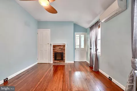 Other - 1902 E Pratt St, Baltimore, MD 21231 photo 5 of 8