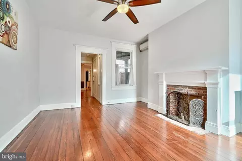 Living - 1902 E Pratt St, Baltimore, MD 21231 photo 1 of 5