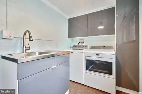 Other - 1902 E Pratt St, Baltimore, MD 21231 photo 6 of 8