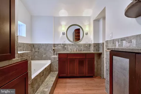 Bath - 1902 E Pratt St, Baltimore, MD 21231 photo 4 of 7
