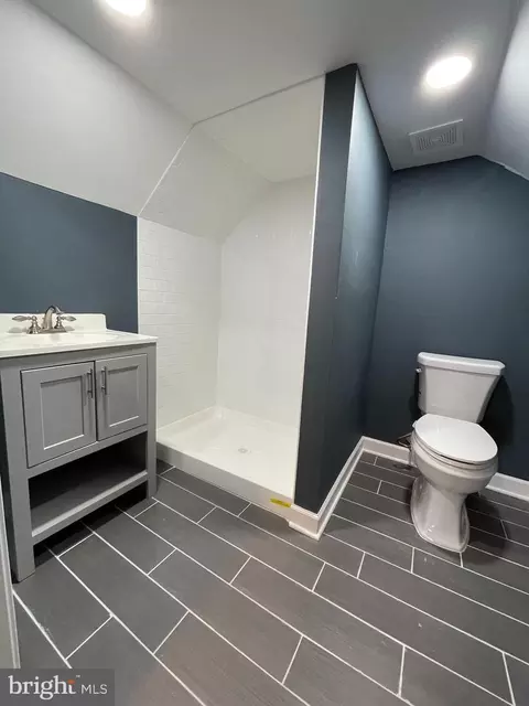 1909 Breitwert Ave, Baltimore, MD 21230 photo 33