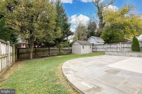 Exterior - 502 Westgate Rd, Baltimore, MD 21229 photo 6 of 7