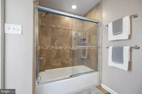 125 E Ostend St, Baltimore, MD 21230 photo 30