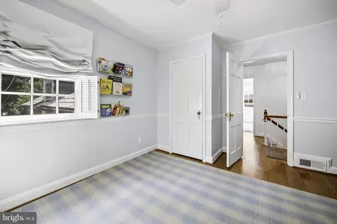 Bedroom - 203 Saint Dunstans Rd, Baltimore, MD 21212 photo 6 of 10