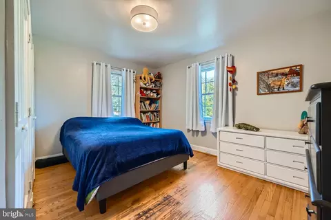 Bedroom - 8 Goodale Pl, Baltimore, MD 21212 photo 4 of 4
