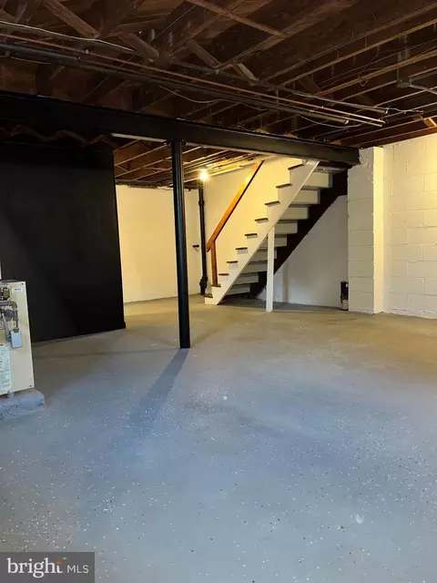701 Wicklow Rd, Baltimore, MD 21229 photo 23