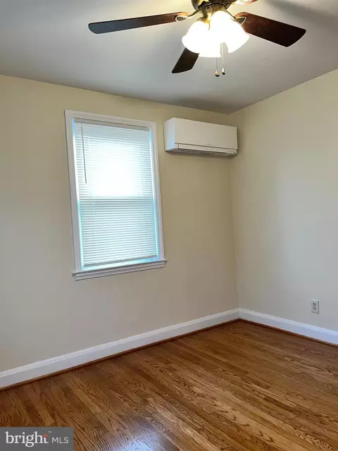 701 Wicklow Rd, Baltimore, MD 21229 photo 18