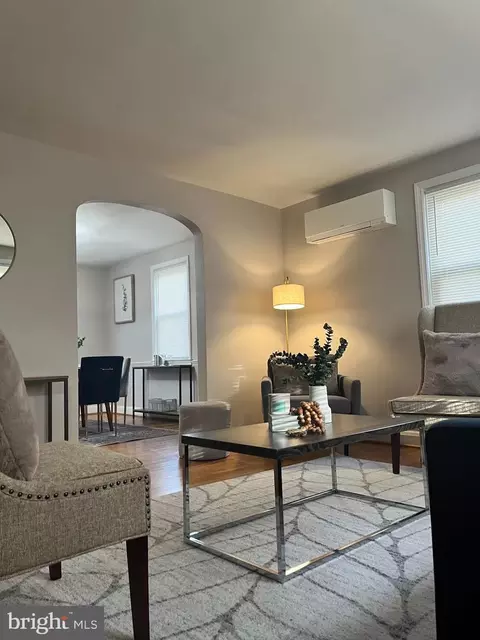 701 Wicklow Rd, Baltimore, MD 21229 photo 5