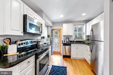 1215 Durst St, Baltimore, MD 21230 photo 4