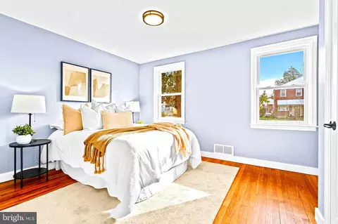 Bedroom - 4520 Manorview Rd, Baltimore, MD 21229 photo 1 of 5