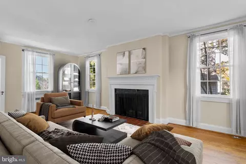 5006 Greenleaf Rd, Baltimore, MD 21210 photo 6