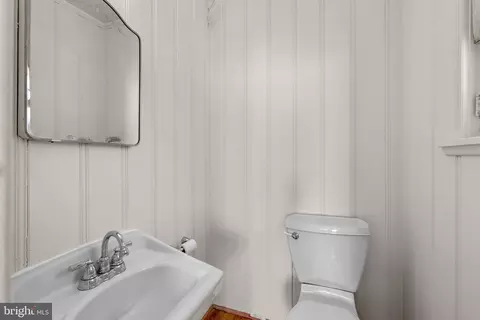 5006 Greenleaf Rd, Baltimore, MD 21210 photo 23