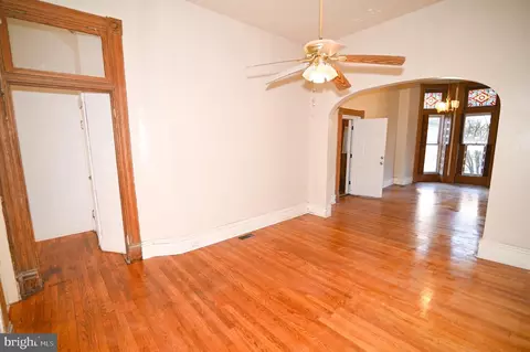 Living - 2234 Eutaw Pl, Baltimore, MD 21217 photo 3 of 8