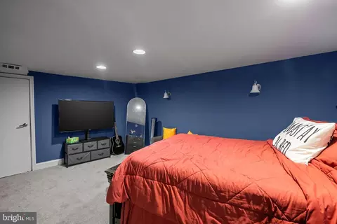 1106 Cooks Ln, Baltimore, MD 21229 photo 9