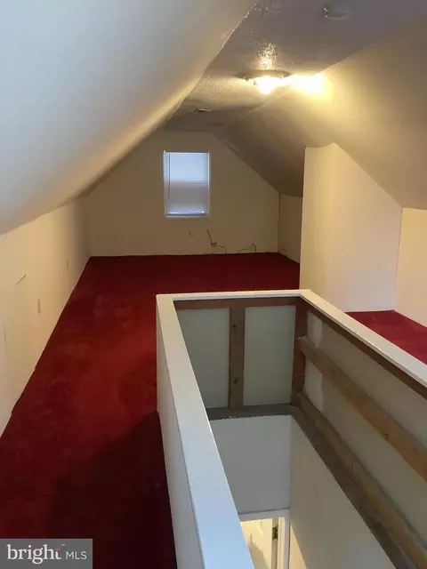 Entry Way - 4904 Grindon Ave, Baltimore, MD 21214 photo 5 of 5