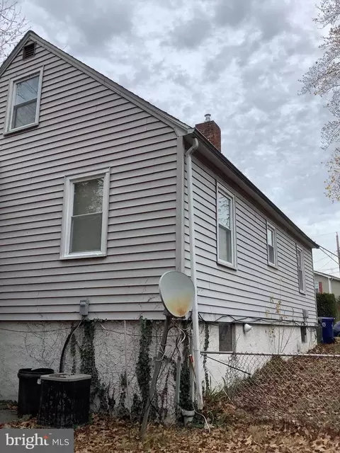 Other - 4904 Grindon Ave, Baltimore, MD 21214 photo 13 of 14