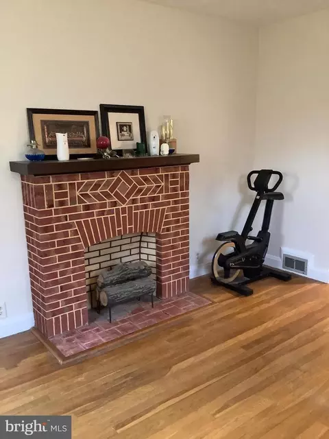 Other - 4904 Grindon Ave, Baltimore, MD 21214 photo 2 of 14
