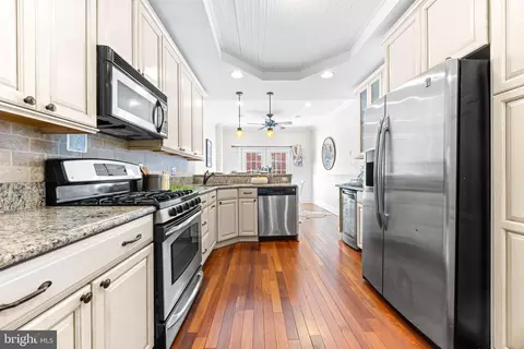 1425 Covington St, Baltimore, MD 21230 photo 12