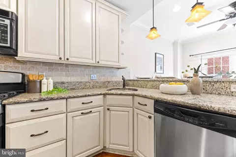 1425 Covington St, Baltimore, MD 21230 photo 14