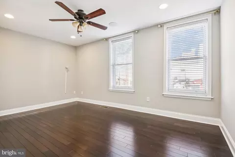 Living - 3242 Odonnell St, Baltimore, MD 21224 photo 5 of 5