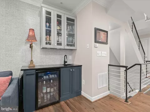 Entry Way - 2616 Lighthouse Ln, Baltimore, MD 21224 photo 1 of 3