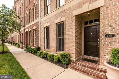 2616 Lighthouse Ln, Baltimore, MD 21224