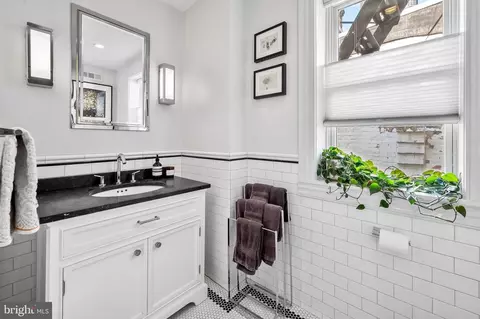 1428 John St, Baltimore, MD 21217 photo 30