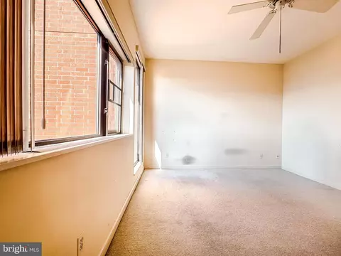 10 E Lee St #1807, Baltimore, MD 21202 photo 22