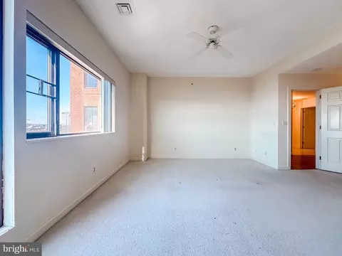 10 E Lee St #1807, Baltimore, MD 21202 photo 14