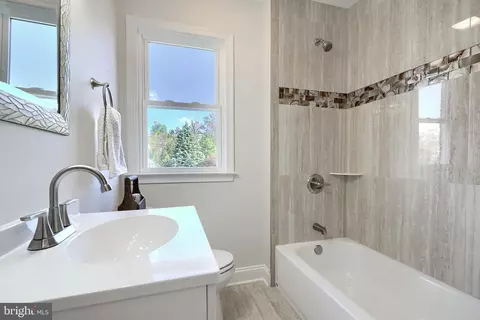 4313 Hamilton Ave, Baltimore, MD 21206 photo 21