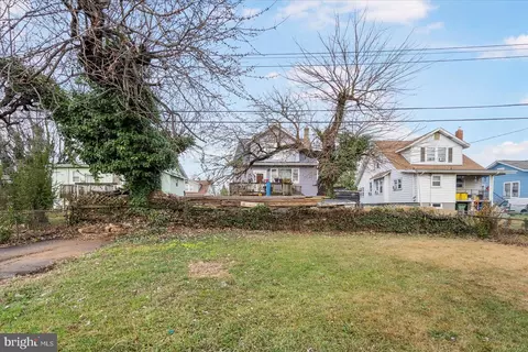 Exterior - 5400 Mayview Ave, Baltimore, MD 21206 photo 2 of 2