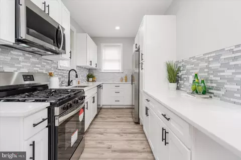 Kitchen - 5400 Mayview Ave, Baltimore, MD 21206 photo 2 of 3