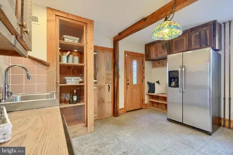 2815 Hamilton Ave, Baltimore, MD 21214 photo 17