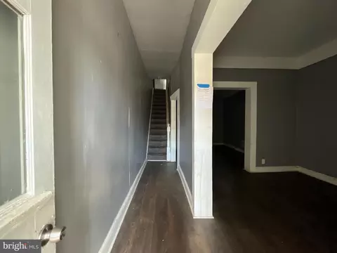 Entry Way - 2548 Frederick Ave, Baltimore, MD 21223 photo 2 of 10
