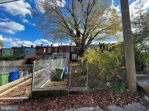 Exterior - 2548 Frederick Ave, Baltimore, MD 21223 photo 3 of 5