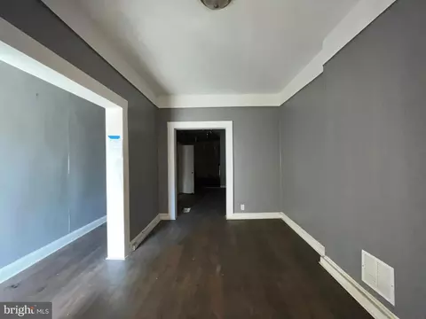 Living - 2548 Frederick Ave, Baltimore, MD 21223 photo 2 of 5