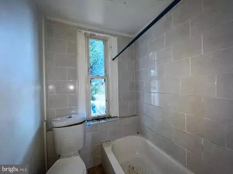 Bath - 2548 Frederick Ave, Baltimore, MD 21223 photo 1 of 1
