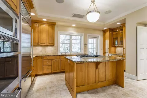 Kitchen - 3500 Fallstaff Rd, Baltimore, MD 21215 photo 1 of 6