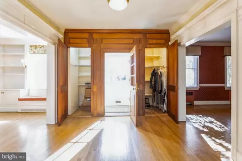 Entry Way - 3500 Fallstaff Rd, Baltimore, MD 21215 photo 2 of 6