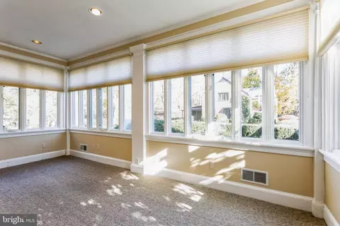 Exterior - 3500 Fallstaff Rd, Baltimore, MD 21215 photo 3 of 11