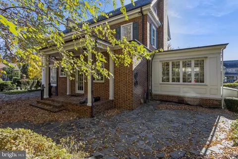 Exterior - 3500 Fallstaff Rd, Baltimore, MD 21215 photo 5 of 11