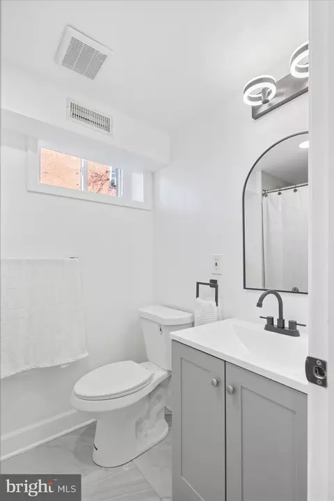4036 Annellen Rd, Baltimore, MD 21215 photo 24